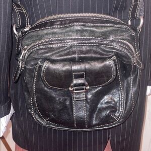 FOSSIL BLACK LEATHER CROSSBODY PURSE BAG TOTE SILVER HARDWARE